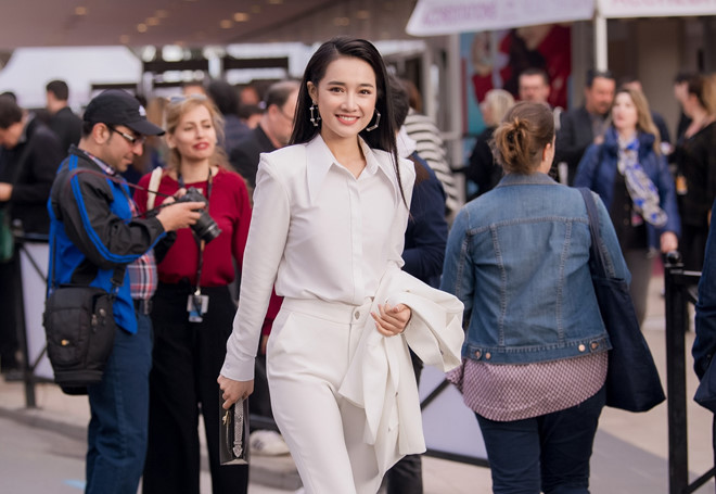 Nhã Phương tự tin giới thiệu phim tại LHP Cannes với vai trò nhà sản xuất Nhã Phương tự tin giới thiệu phim tại LHP Cannes với vai trò nhà sản xuất